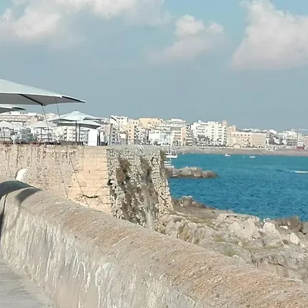 Holiday home Dimora Tipica Del 600 - Centro Storico Gallipoli